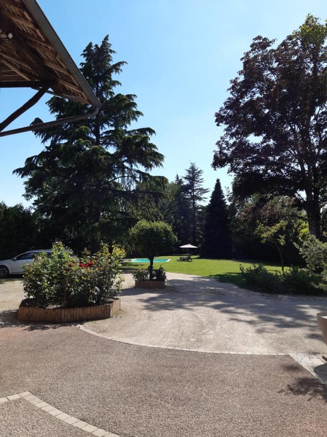 Le Domaine Du Chaffard Panzió Les Avenières Kültér fotó